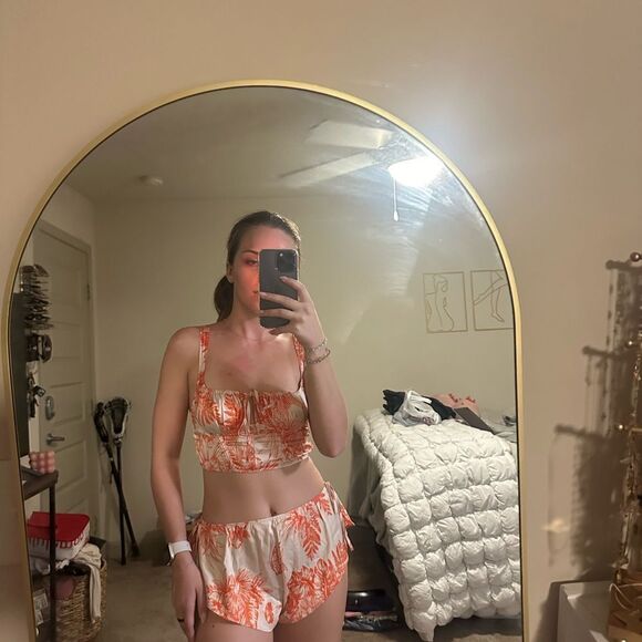 NWT Victoria’s Secret Set - Picture 6 of 6